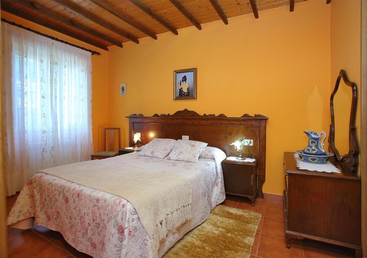 Reinante Casa Elena Turismo Rural מראה חיצוני תמונה